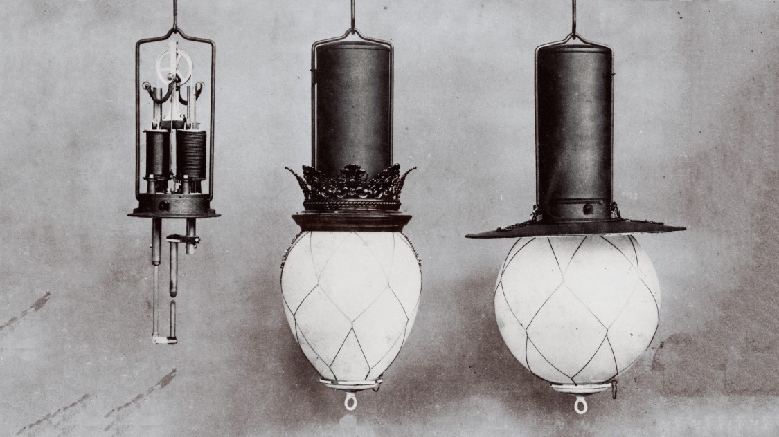 Дуговая лампа с дифференциальным регулятором, 1878 год